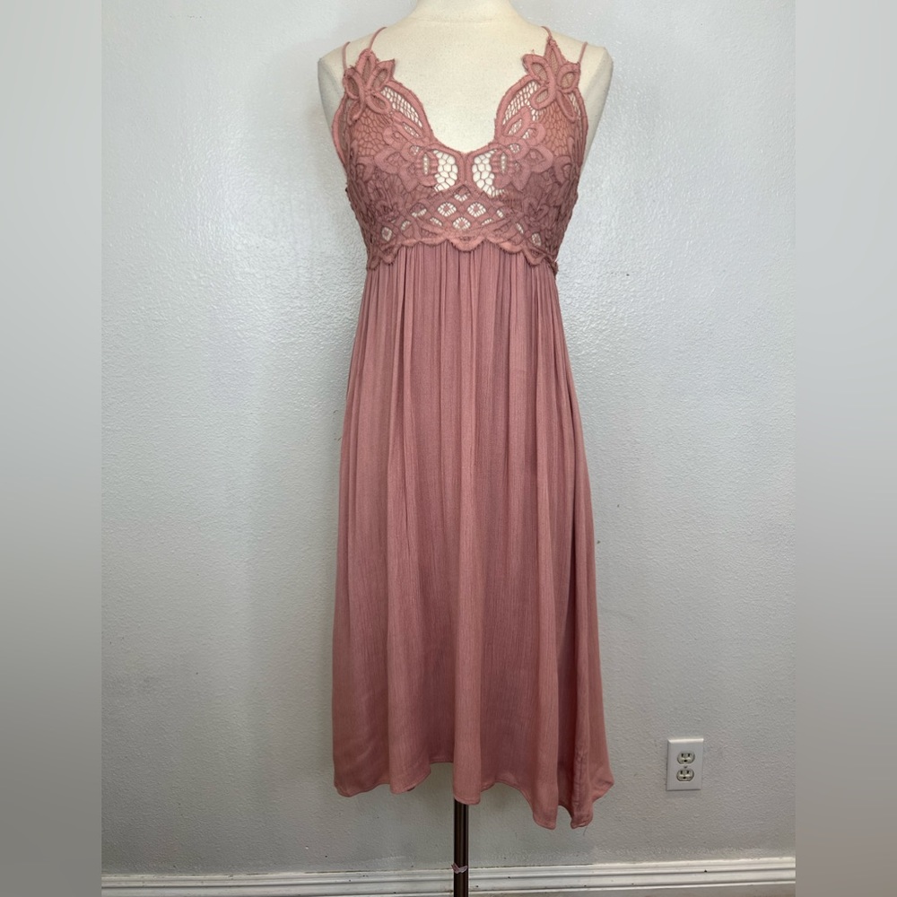 Free People One Della Mauve Pink Lace Top Slip Dress size Extra Small